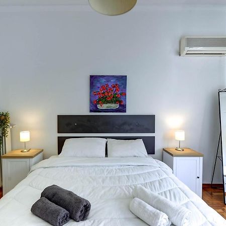 Sunny All Day Apartment Near Athens City Center Екстер'єр фото