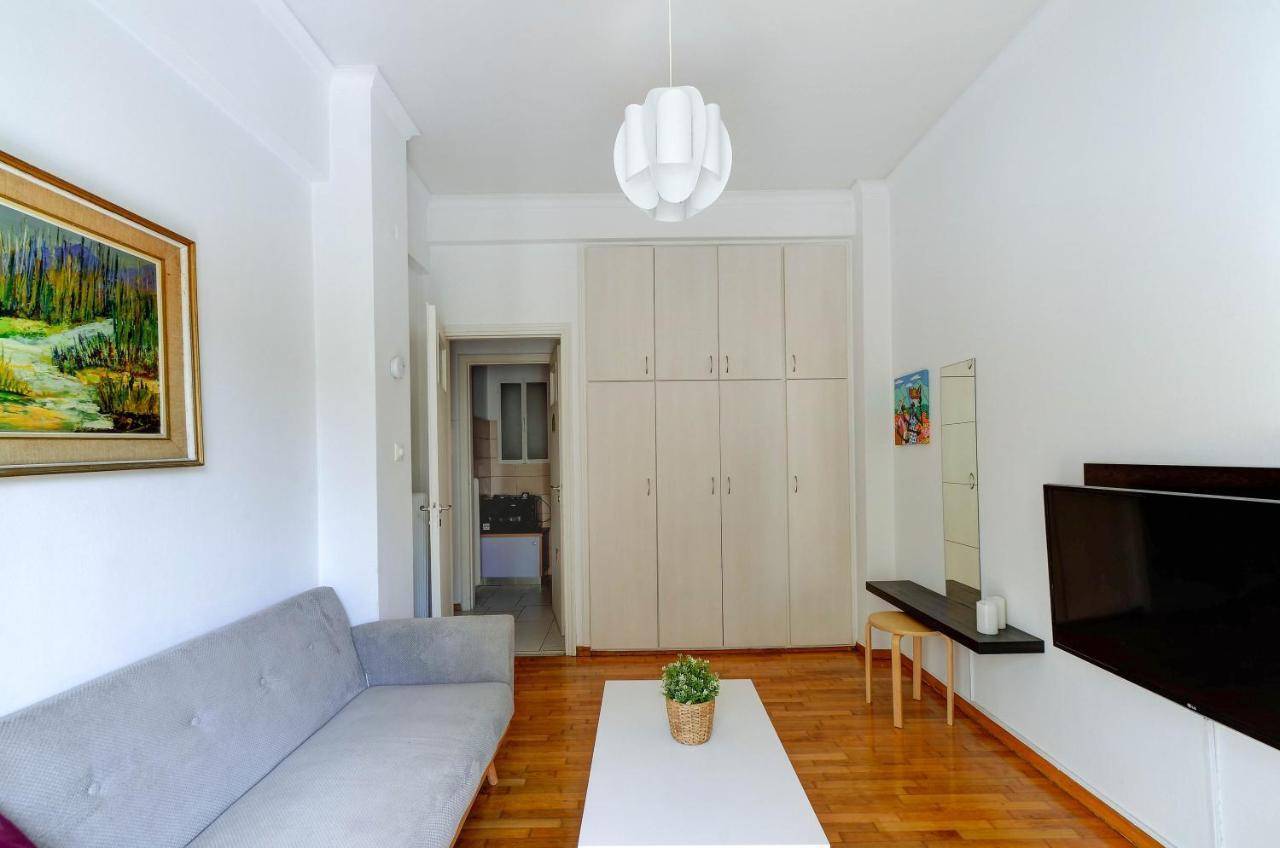 Sunny All Day Apartment Near Athens City Center Екстер'єр фото