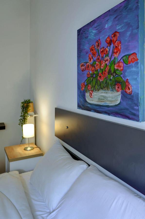 Sunny All Day Apartment Near Athens City Center Екстер'єр фото