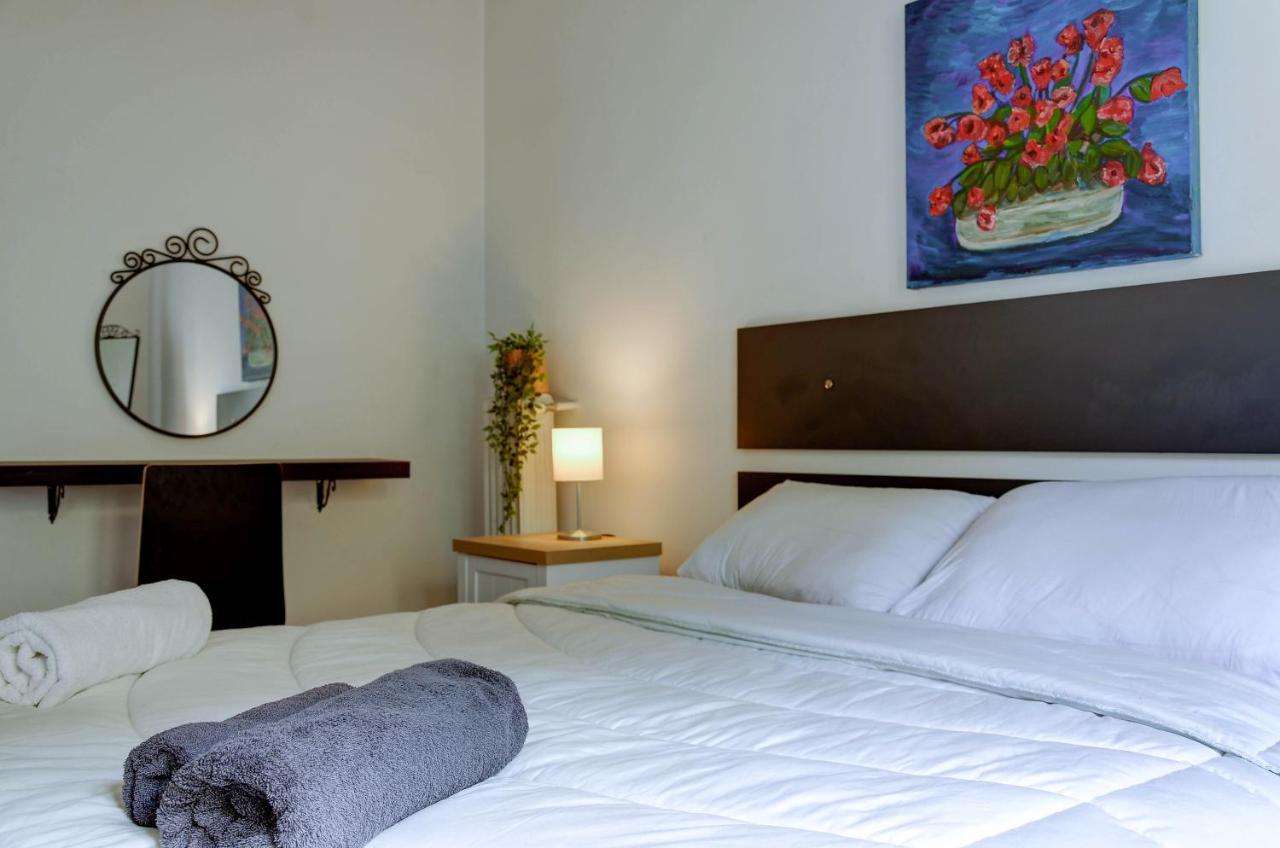 Sunny All Day Apartment Near Athens City Center Екстер'єр фото