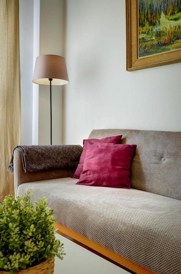 Sunny All Day Apartment Near Athens City Center Екстер'єр фото